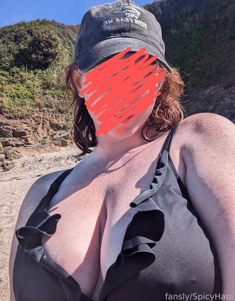 SpicyHani model beautiful gallery