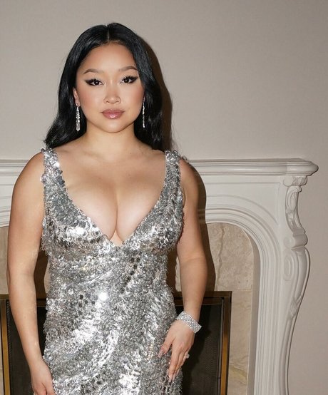 Lana Condor pretty actress picture