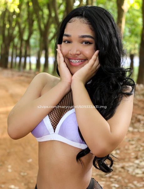 Marycuriell pornstar erotic pictures