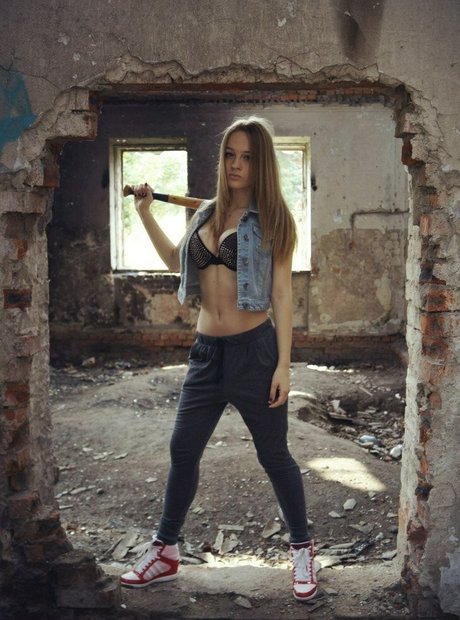 vikiblade hd model photo