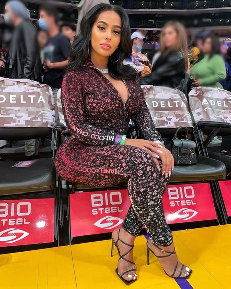 Ayisha Diaz star free photo