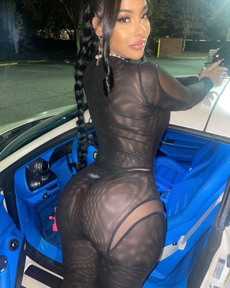 Ayisha Diaz Profile pic