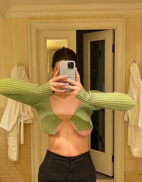 Lina Tsapova star perfect pics