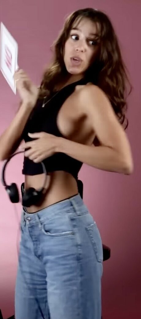 Try Channel Girls beautiful actress pics