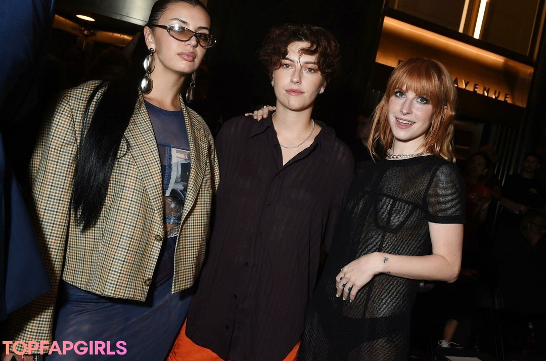 Hayley Williams high quality actress pic