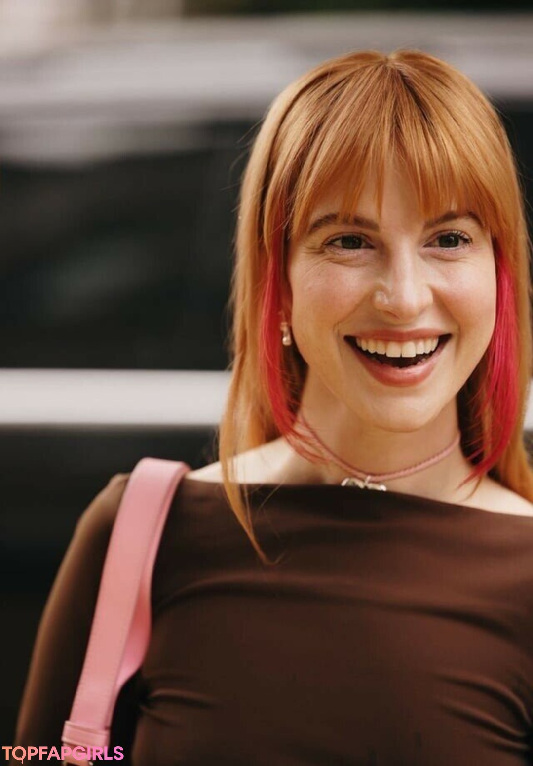 Hayley Williams pretty pornstar pics