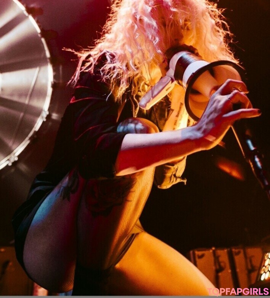 Hayley Williams hot model picture