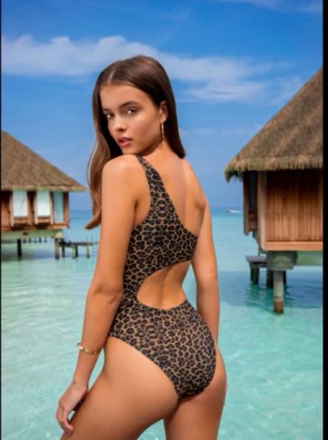 Anna Zak star high quality pictures