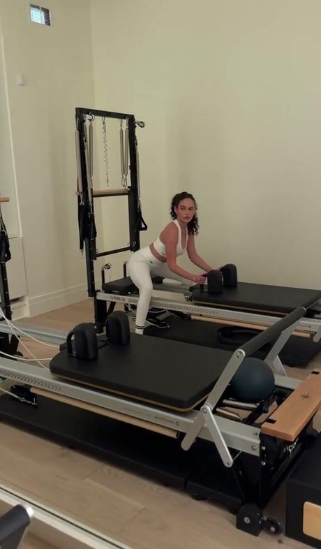 Madison Pettis model pornographic pics