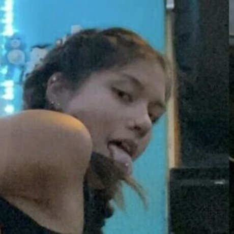 ilov3nikki hot model photo