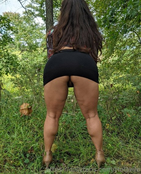 HotJade model hd pics