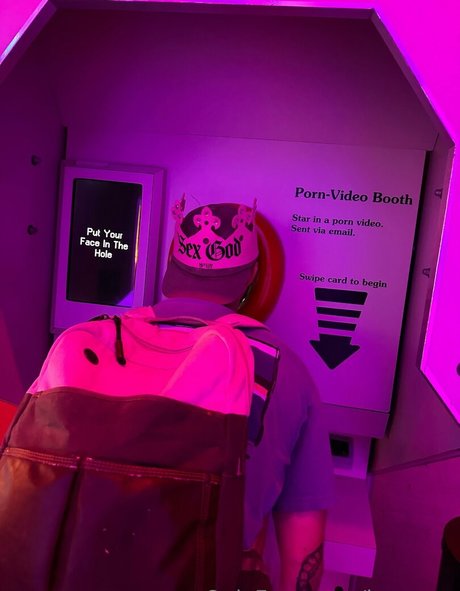 issameg model perfect photo