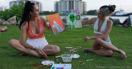 issameg nude star image