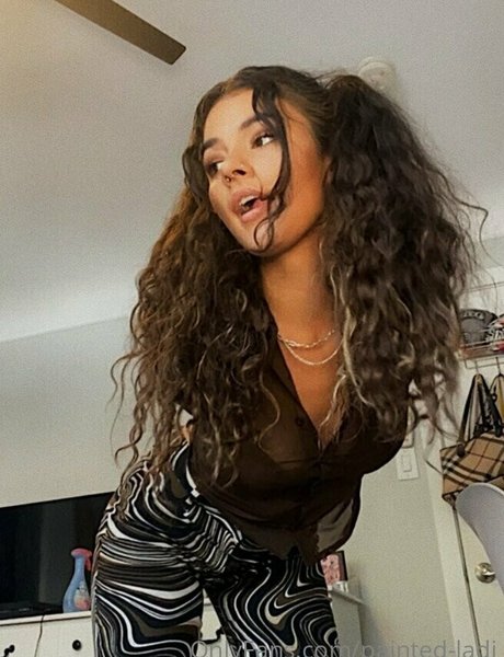 issameg star adult pic