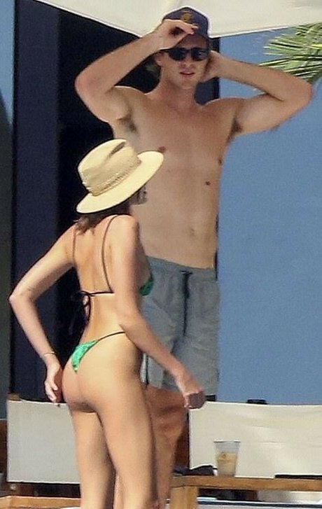 Kaia Gerber pretty star picture