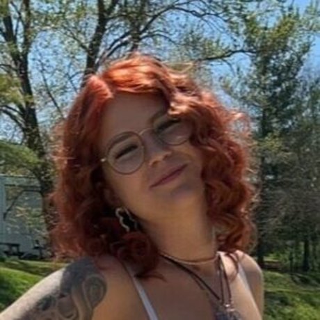 Gingiehippie model hot galleries