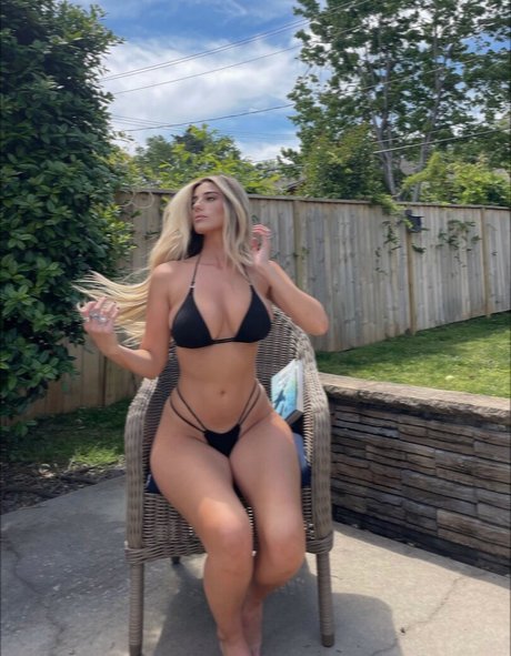 hadelinemope exclusive model photo