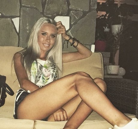 Minhas Edit star perfect pic