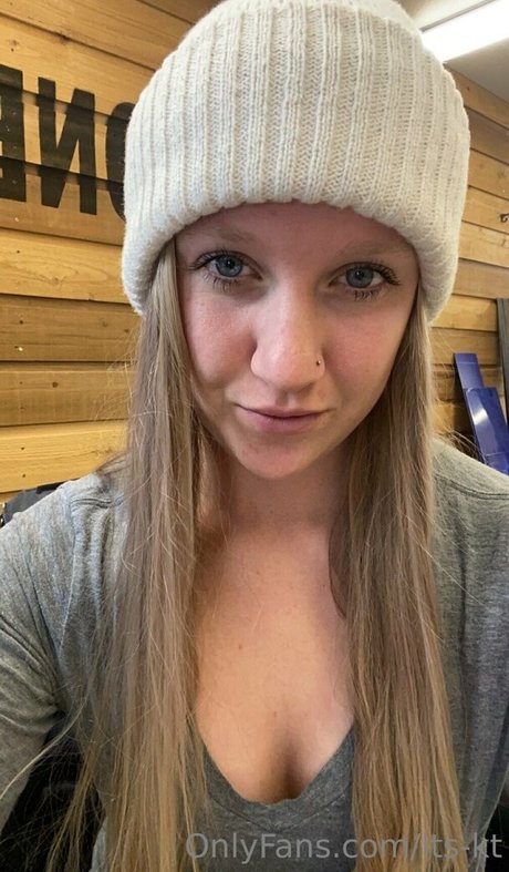 its kt xxx model images