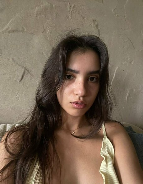 nika la pretty model photo