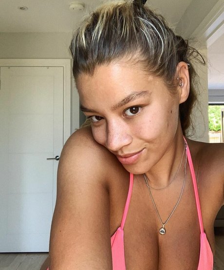 Molly Rainford xxx actress archive