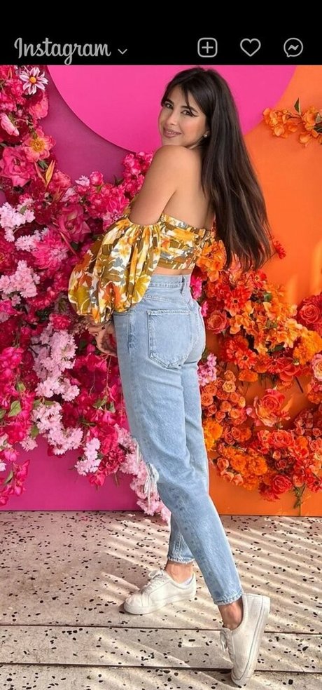 Daniella Monet sexy actress img