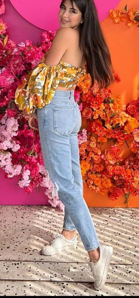 Daniella Monet star beautiful pictures