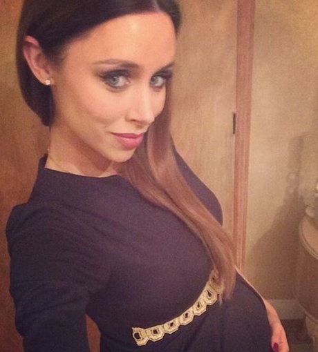 Una Healy model free images