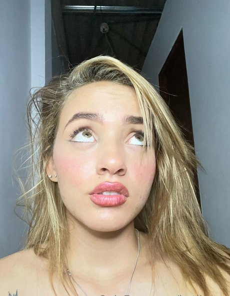 katilove0 pornographic model photo