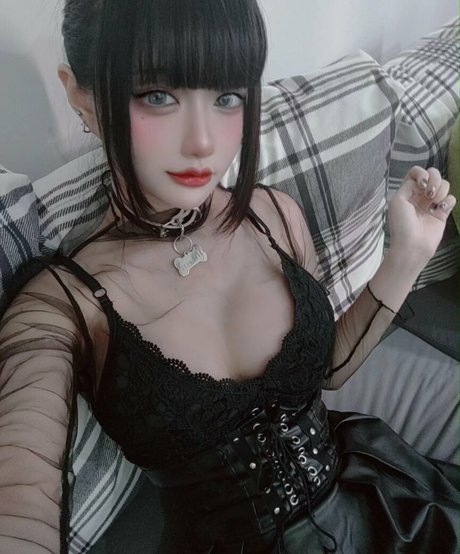 Unicornliliii best model image