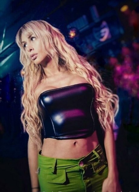 mariapia ts naked star image