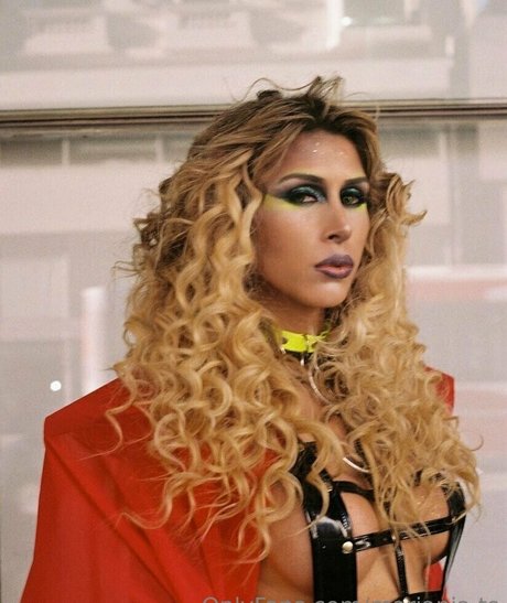 mariapia ts erotic actress gallery