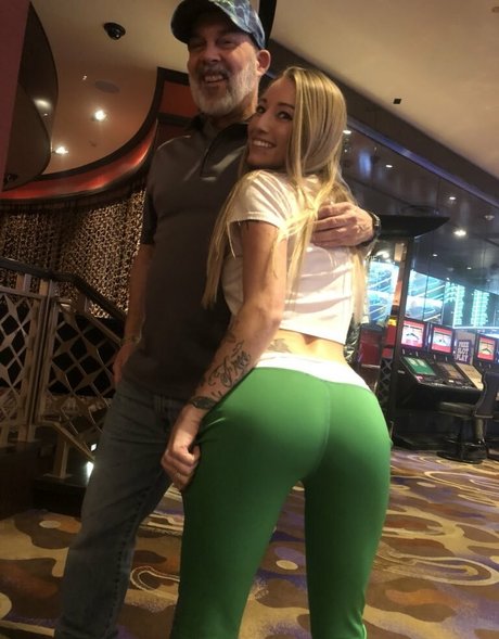 ashlynxdiamond pornstar nude img