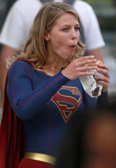 Melissa Benoist xxx star photo