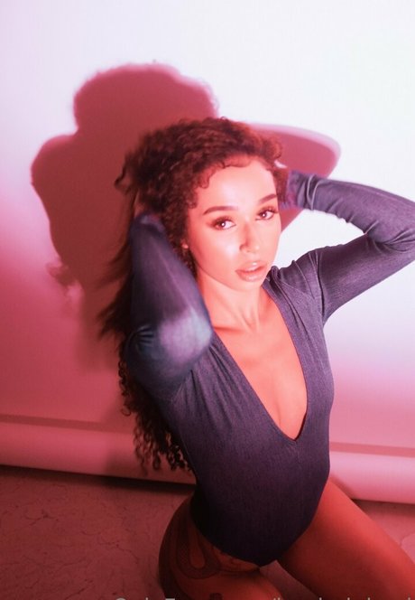 jambajuiced sex star pictures