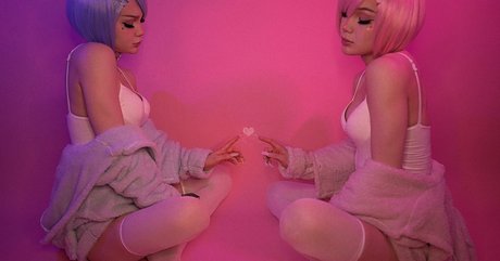 Blondelashes19 free pornstar photo