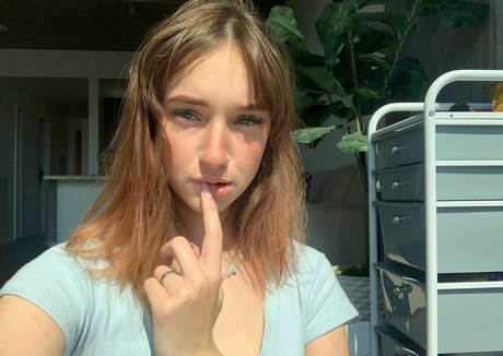 Melanie Marie Profile pic