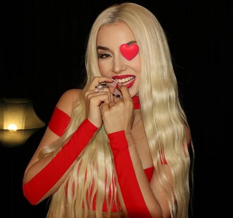 Ava Max nudes pornstar galleries