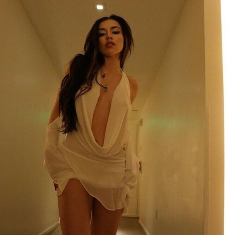 Ava Max hd pornstar photos