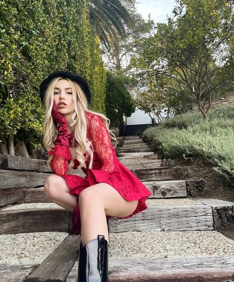Ava Max model nice image
