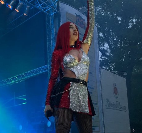 Ava Max naked pornstar archive