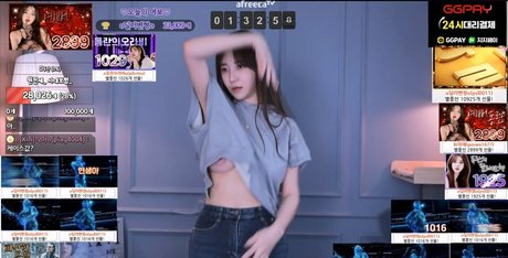 xiaoeun model top img