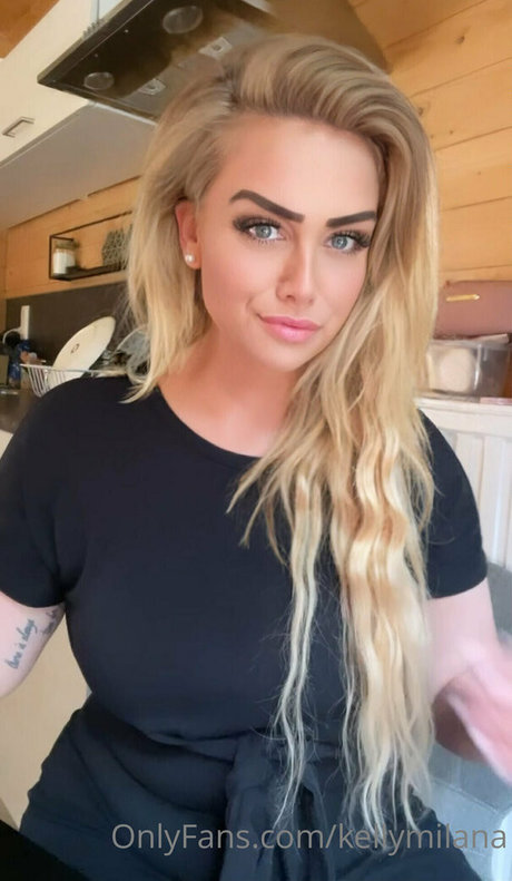kellymilana model hot archive