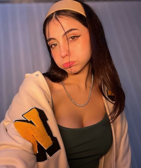 iaaras2 star free images