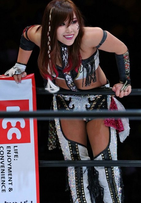 Kairi Sane star nude archive