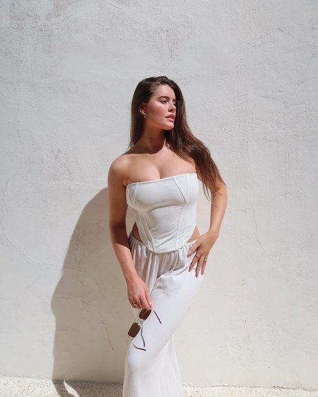 Sophie Stonehouse top model photo