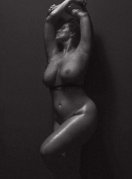 Ashley Graham nice actress image