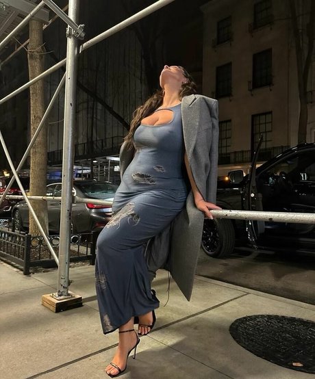 Ashley Graham porn actress pic