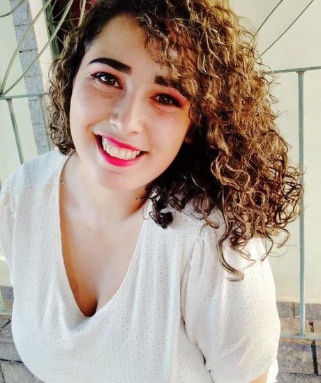 Maria Clara Tavares art star pics