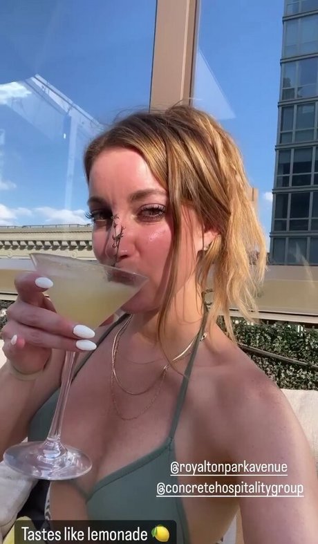 Jeana top model pics